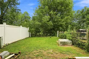 1907 Aster Rd, Macungie Boro, PA 18062 - Photo 35