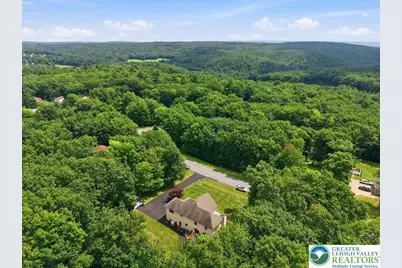 1220 Overlook Court, Chestnuthill Twp, PA 18353 - Photo 15