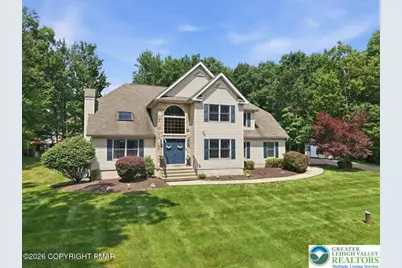 1220 Overlook Court, Chestnuthill Twp, PA 18353 - Photo 3