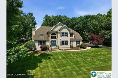 1220 Overlook Court, Chestnuthill Twp, PA 18353 - Photo 5