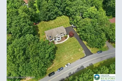 1220 Overlook Court, Chestnuthill Twp, PA 18353 - Photo 13