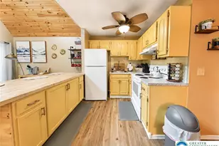 5608 Pembrook Dr, Coolbaugh Twp, PA 18466 - Photo 15