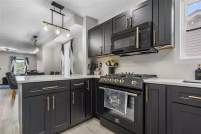 1673 Newport Avenue, Northampton Boro, PA 18067 - Photo 17