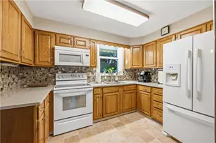 1359 N Van Buren St, Allentown City, PA 18109 - Photo 7