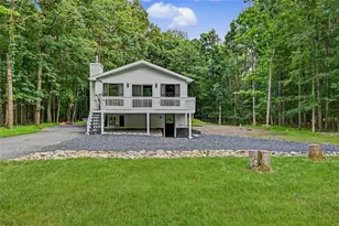 130 Starlight Dr, Chestnuthill Twp, PA 18330 - Photo 5
