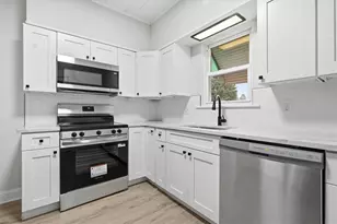 2455 S 4th St, Allentown City, PA 18103 - Photo 9