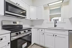 2455 S 4th St, Allentown City, PA 18103 - Photo 7
