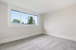2455 S 4th St, Allentown City, PA 18103 - Photo 15