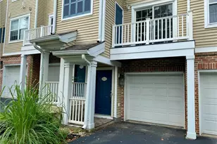 856 Nittany Ct, South Whitehall Township, PA 18104 - Photo 3