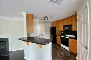 856 Nittany Ct, South Whitehall Township, PA 18104 - Photo 7