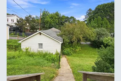 1756 Union, Bethlehem City, PA 18018 - Photo 9