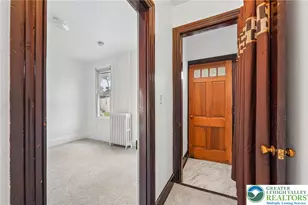 1050 Spring Garden St, Easton, PA 18042 - Photo 7