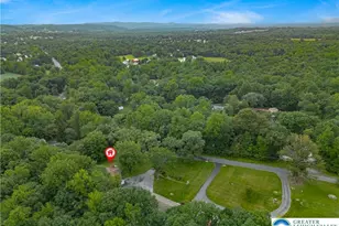 1350 Spring Dr, Lehigh Township, PA 18088 - Photo 35