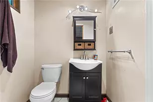 1350 Spring Dr, Lehigh Township, PA 18088 - Photo 13