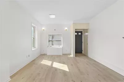 1541 Utica Street, Allentown City, PA 18102 - Photo 5
