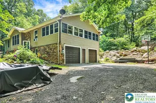 19 Woods Ln, Washington Twp, PA 19504 - Photo 1
