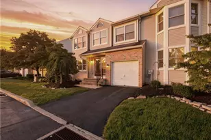 184 Ridings Cir, Macungie Boro, PA 18062 - Photo 1