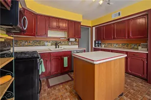 2028 Salem Rd, Springfield Twp, PA 18036 - Photo 15