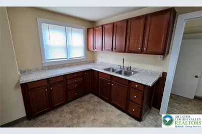 230 Wood Street, Catasauqua Boro, PA 18032 - Photo 9