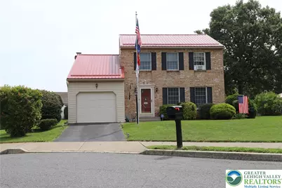 3514 White Oak Circle, Bethlehem City, PA 18017 - Photo 1
