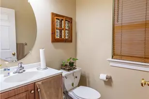 4415 Crosswinds Dr, Bethlehem Township, PA 18045 - Photo 19