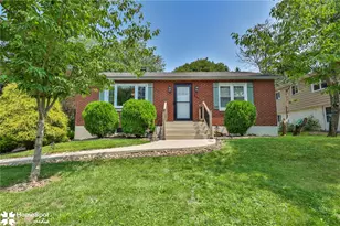 836 Gilly Ave, Bethlehem City, PA 18015 - Photo 3