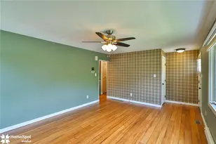836 Gilly Ave, Bethlehem City, PA 18015 - Photo 11