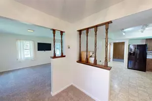 108 Hillside Dr, Coopersburg Boro, PA 18036 - Photo 3