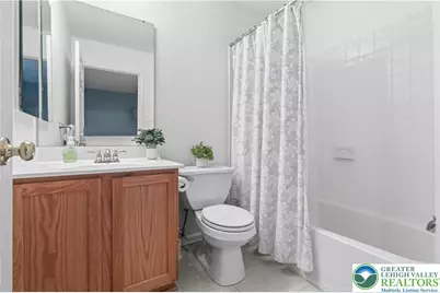 1632 Oakridge Lane, Hellertown Boro, PA 18055 - Photo 19