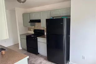 909 Monroe Ave, Scranton City, PA 18510 - Photo 11