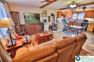 8657 S Loop Rd, Washington Township, PA 18080 - Photo 5