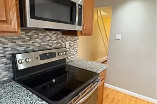 7270 Hillcrest Dr, Macungie Boro, PA 18062 - Photo 5