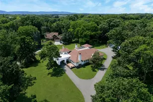 235 Bella Vista Dr, Bethlehem City, PA 18017 - Photo 5