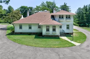 235 Bella Vista Dr, Bethlehem City, PA 18017 - Photo 11
