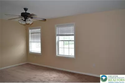204 S Kathryn Street, Palmer Twp, PA 18045 - Photo 15
