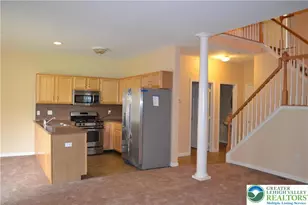 204 S Kathryn St, Palmer Twp, PA 18045 - Photo 7