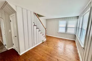 174 Wood St, Nazareth Boro, PA 18064 - Photo 5