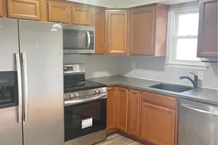 3113 Lucas Dr, Bethlehem City, PA 18017 - Photo 3