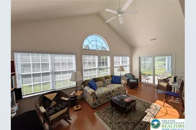 4633 Freedom Way, Upper Saucon Township, PA 18034 - Photo 9