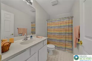 51 Glenmoor Cir N, Palmer Twp, PA 18045 - Photo 51