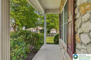 51 Glenmoor Cir N, Palmer Twp, PA 18045 - Photo 11