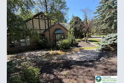 928 Barnsdale Road, Bethlehem, PA 18017 - Photo 1