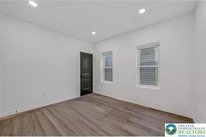 916 Center Street, Bethlehem City, PA 18018 - Photo 23
