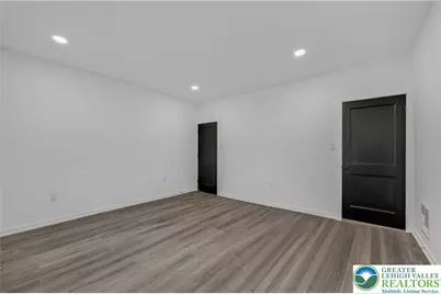 916 Center Street, Bethlehem City, PA 18018 - Photo 19