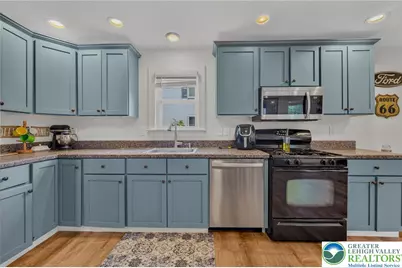 432 Birch Street, East Stroudsburg, PA 18301 - Photo 9
