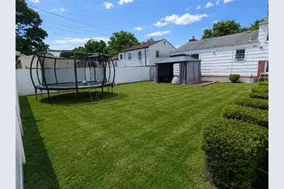 1972 Collingswood Drive, Bethlehem City, PA 18018 - Photo 31