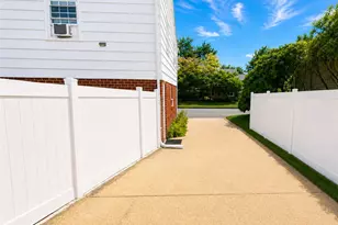 1972 Collingswood Dr, Bethlehem City, PA 18018 - Photo 35