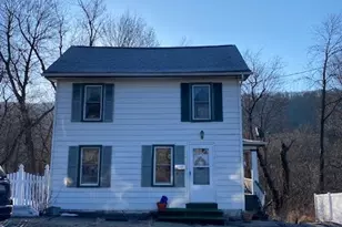 202 South St, Jim Thorpe, PA 18229 - Photo 1