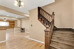 4423 W Mountain View Dr, Lehigh Township, PA 18088 - Photo 19