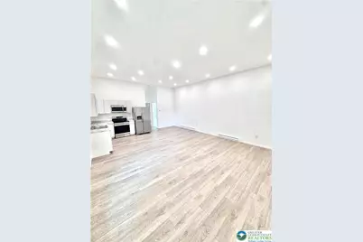 1119 W Hamilton Street #Apt 4 Rear, Allentown City, PA 18101 - Photo 3